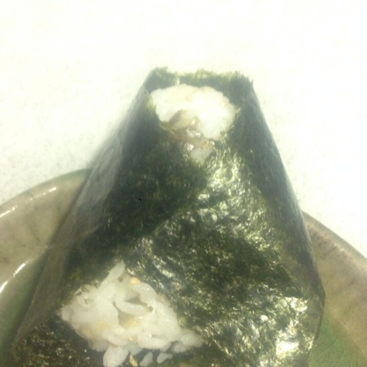 お漬物消費に たぬきおにぎり